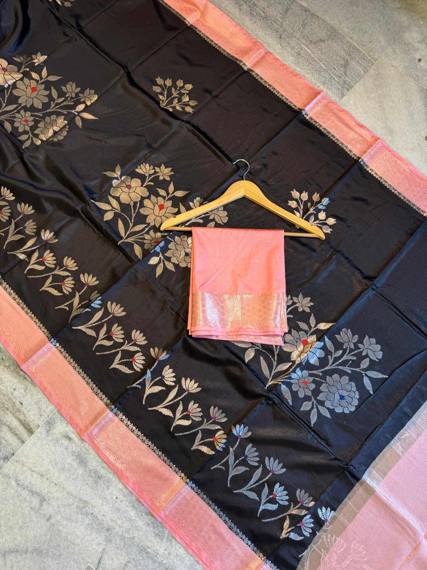 Semi Katan dyable soft silk