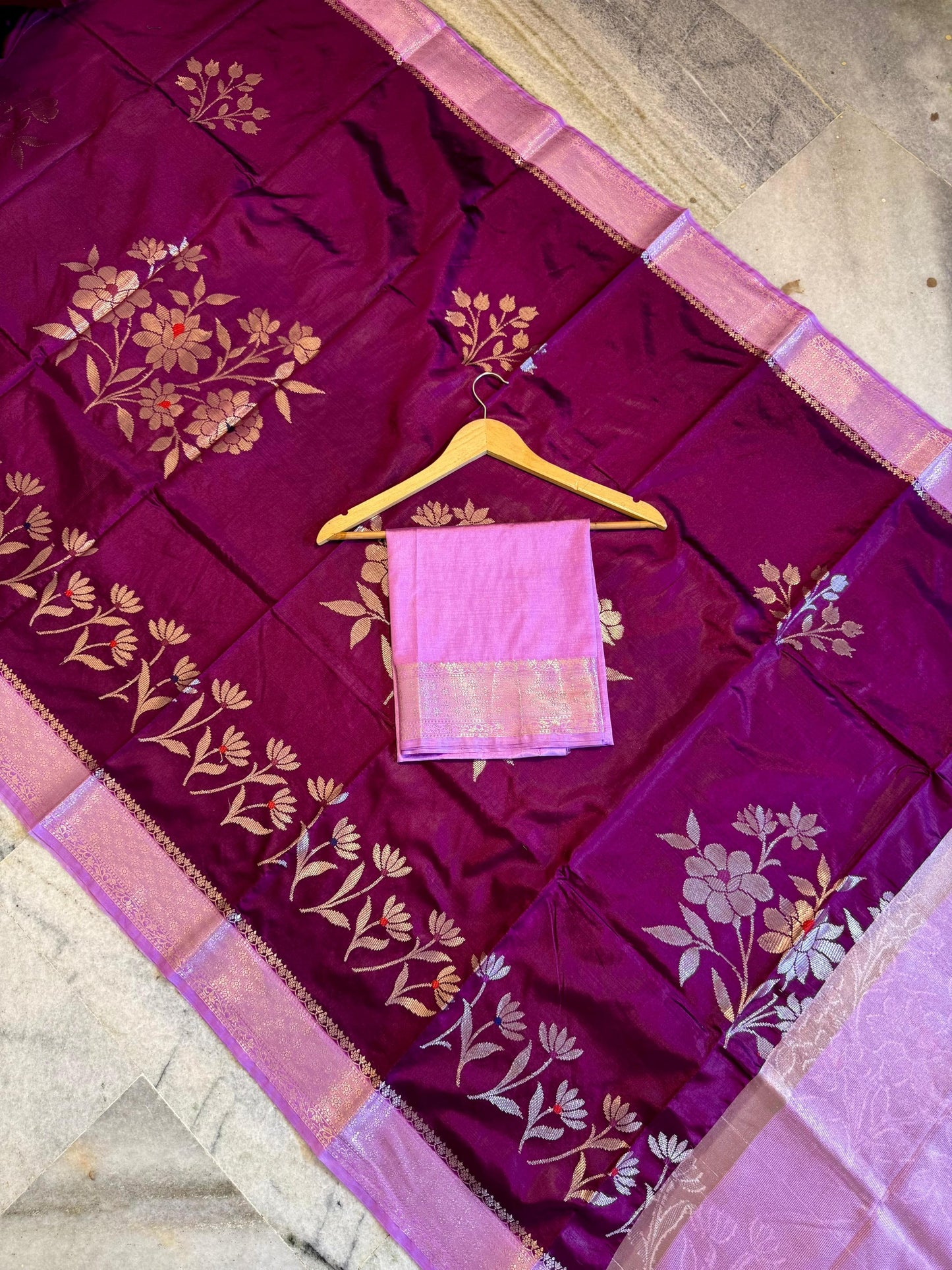 Semi Katan dyable soft silk