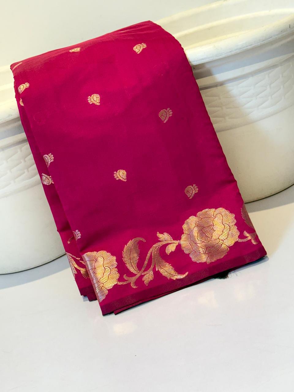 Semi Katan dyable soft silk
