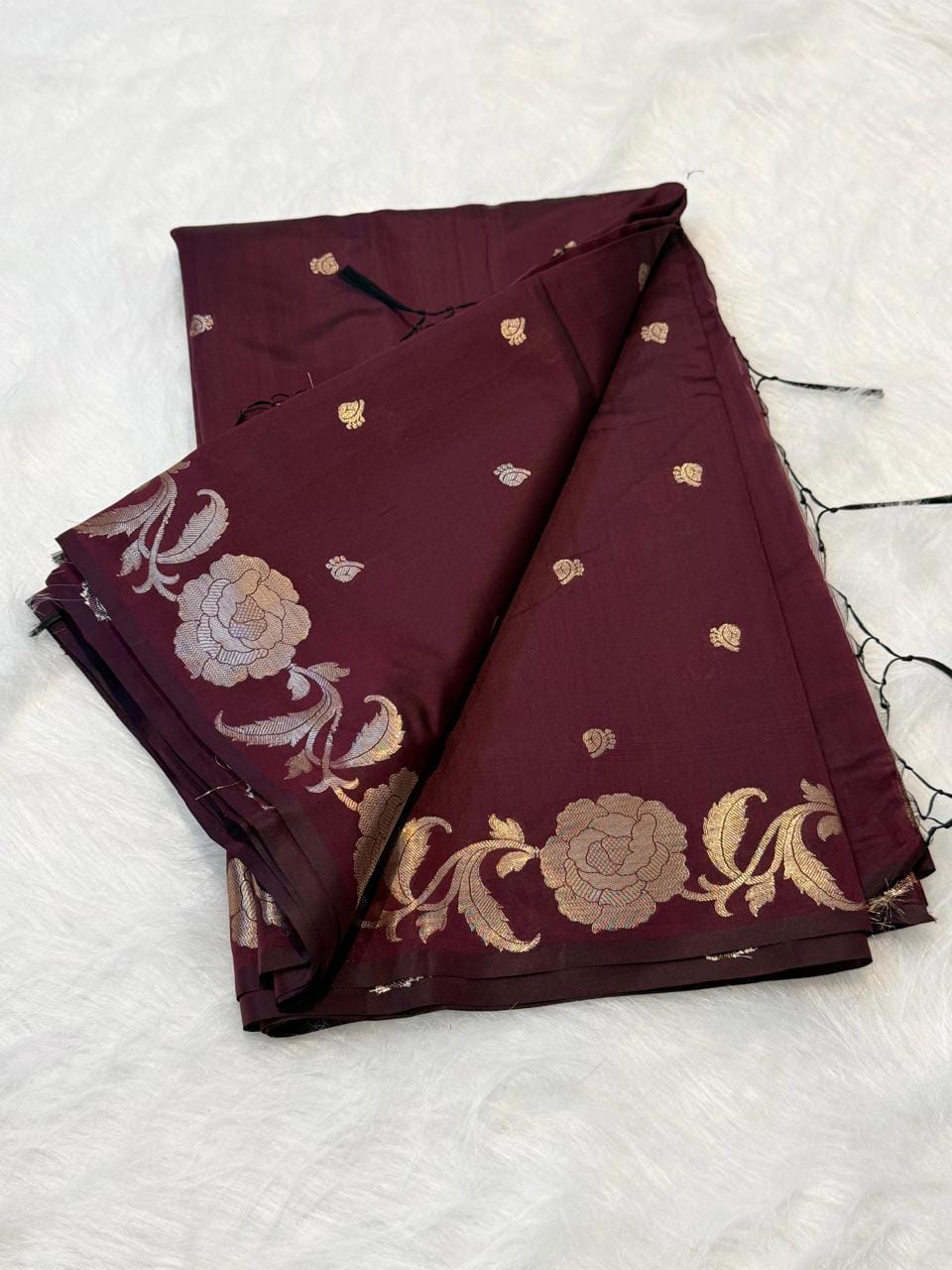 Semi Katan dyable soft silk